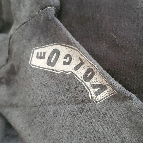 Volcom Tshirt Medium - Picture 10 of 10